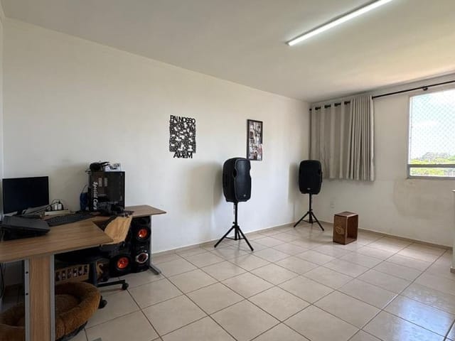 Apartamento com 93m² 2 quartos e 1 banheiro, à venda, no bairro Vila Belvedere em Americana