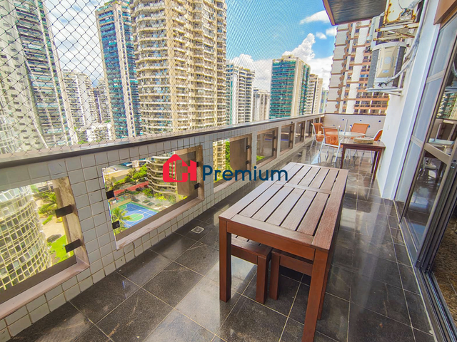Apartamento 4 quartos e 3 banheiros, à venda, no bairro Barra da Tijuca em Rio de Janeiro