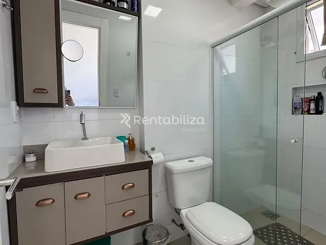 Apartamento 2 quartos e 2 banheiros, à venda, no bairro Morretes em Itapema