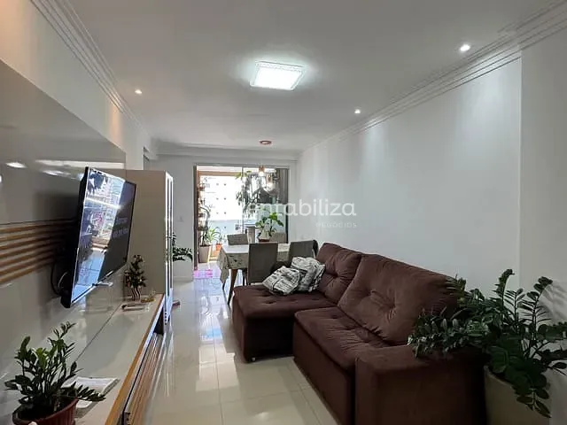 Apartamento 2 quartos e 2 banheiros, à venda, no bairro Morretes em Itapema
