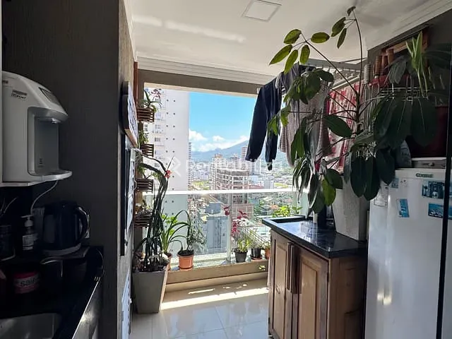 Apartamento 2 quartos e 2 banheiros, à venda, no bairro Morretes em Itapema