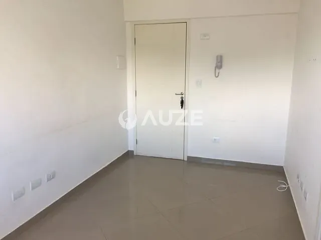 Apartamento 1 quarto e 1 banheiro, à venda, no bairro Portão em Curitiba