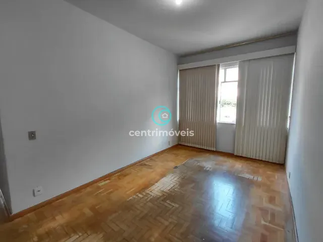 Apartamento com 89m² 2 quartos e 2 banheiros, para alugar, no bairro Tijuca em Rio de Janeiro