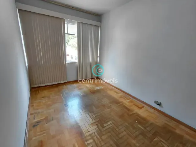 Apartamento com 89m² 2 quartos e 2 banheiros, para alugar, no bairro Tijuca em Rio de Janeiro