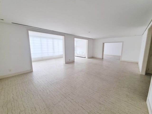 Foto do Apartamento - PRAIA do FLAMENGO! 03 QUARTOS (02 SUÍTES), REFORMADO, 01 VAGA, PORTARIA 24h, 550 m² - venda por R$ 3.900.000 ou aluguel por R$ 15.000/mês | EASY NEGOCIOS IMOBILIARIOS LTDA