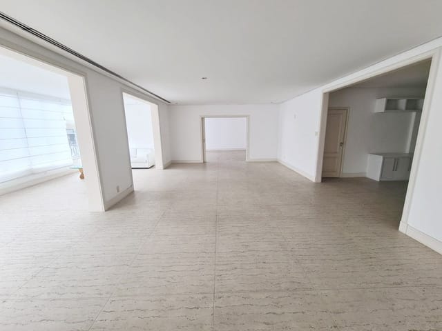 Foto do Apartamento - PRAIA do FLAMENGO! 03 QUARTOS (02 SUÍTES), REFORMADO, 01 VAGA, PORTARIA 24h, 550 m² - venda por R$ 3.900.000 ou aluguel por R$ 15.000/mês | EASY NEGOCIOS IMOBILIARIOS LTDA