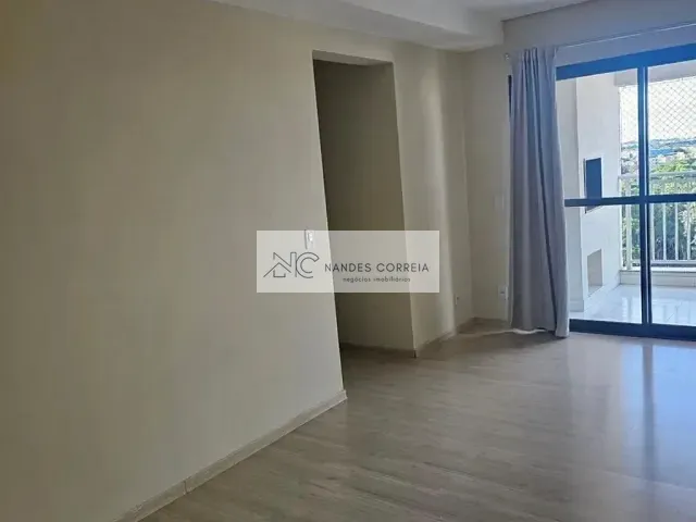 Apartamento 3 quartos e 2 banheiros, à venda, no bairro Parque Jamaica em Londrina