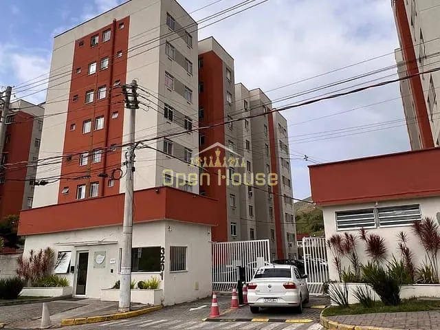 Apartamento com 50m² 2 quartos e 1 banheiro, à venda, no bairro Três Poços em Volta Redonda