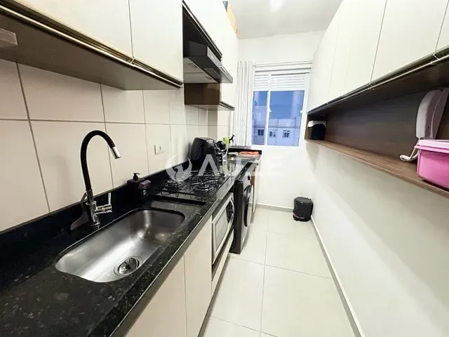 Apartamento com 49m² 2 quartos e 1 banheiro, à venda, no bairro Costeira em Araucária