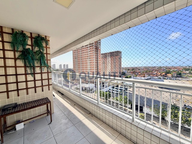 Apartamento 3 quartos e 3 banheiros, à venda, no bairro São Gerardo em Fortaleza