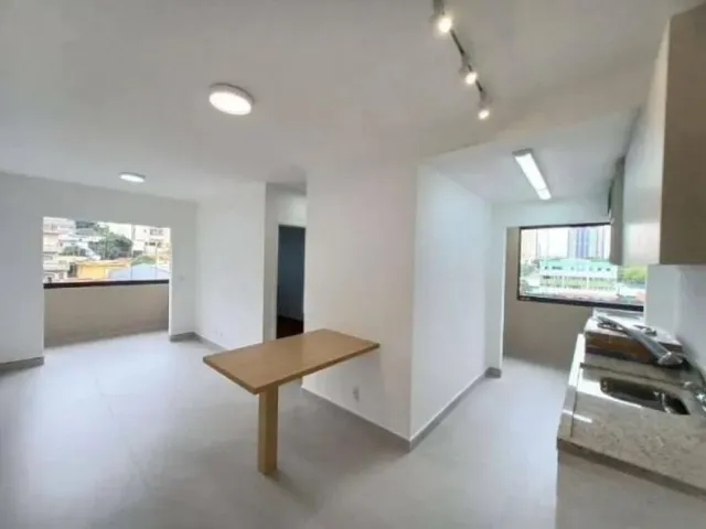 Apartamento 2 quartos e 2 banheiros, para alugar, no bairro Parque das Nações em Santo André