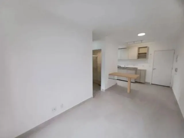 Apartamento 2 quartos e 2 banheiros, para alugar, no bairro Parque das Nações em Santo André