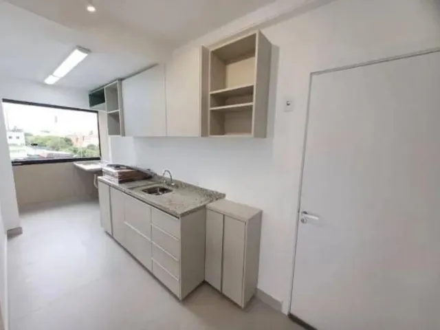 Apartamento 2 quartos e 2 banheiros, para alugar, no bairro Parque das Nações em Santo André