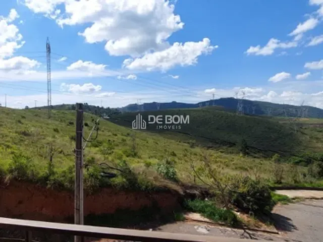 Apartamento 2 quartos e 1 banheiro, à venda, no bairro Residencial Veredas em Poços de Caldas