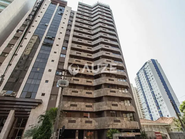 Apartamento 4 quartos e 5 banheiros, à venda, no bairro Água Verde em Curitiba