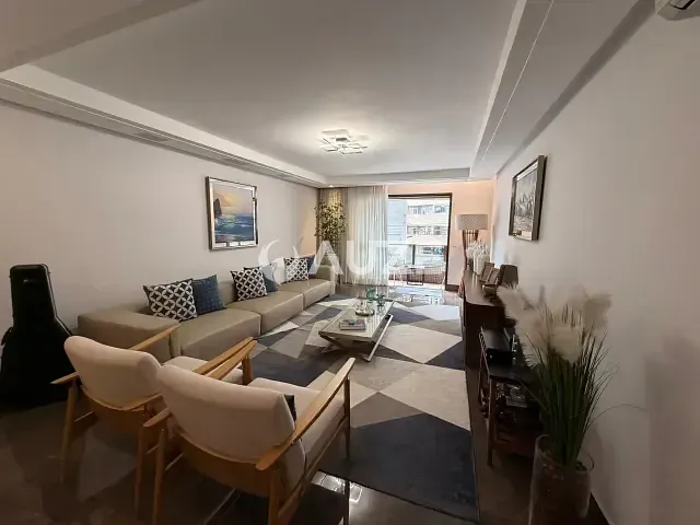 Apartamento 4 quartos e 5 banheiros, à venda, no bairro Água Verde em Curitiba