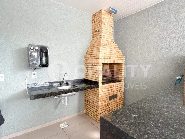 Apartamento 2 quartos e 1 banheiro, para alugar, no bairro Coaçu em Eusébio