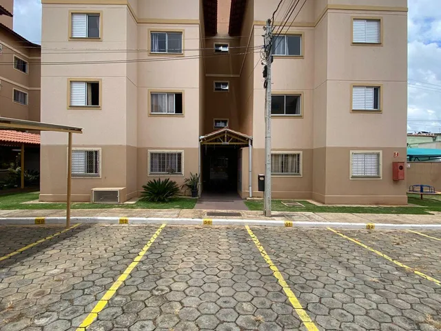 Apartamento 2 quartos e 1 banheiro, para alugar, no bairro Lavapés em Extrema