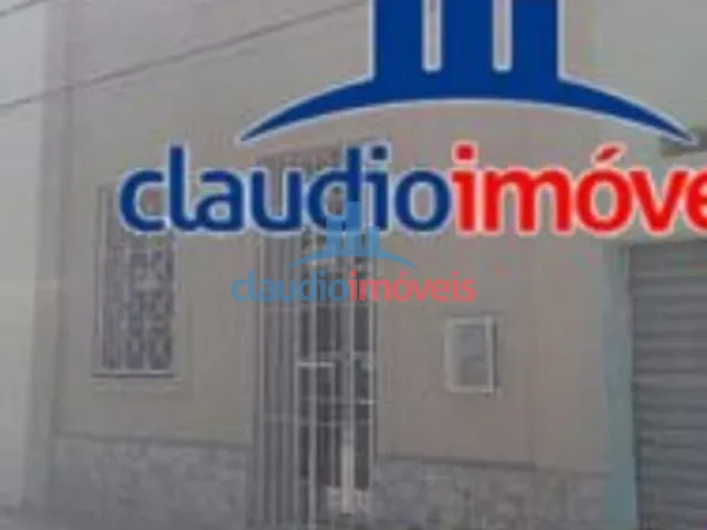 Apartamento 3 quartos e 2 banheiros, para alugar, no bairro Centro em Quatis