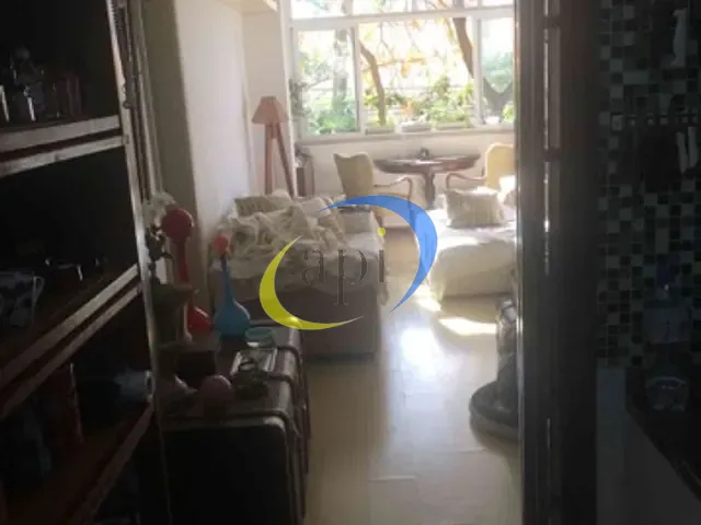 Apartamento com 70m² 2 quartos e 2 banheiros, à venda, no bairro Leblon em Rio de Janeiro