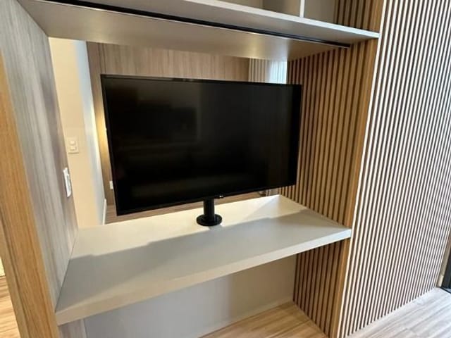 Apartamento com 110m² 1 quarto e 2 banheiros, para alugar, no bairro Gleba Palhano em Londrina