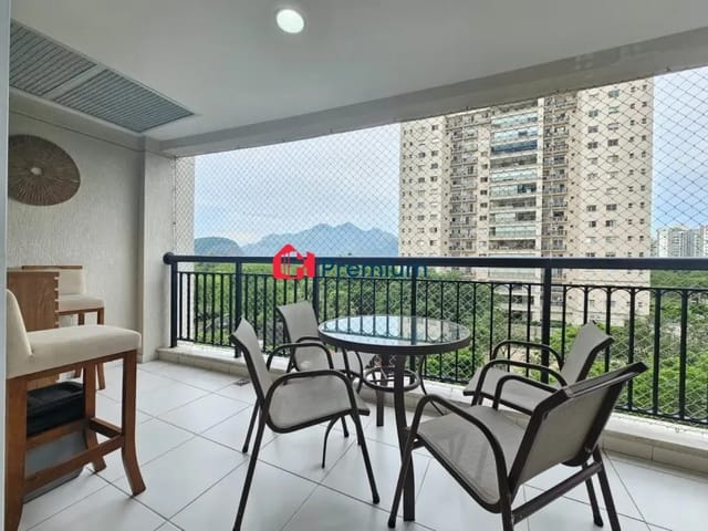 Apartamento 2 quartos e 2 banheiros, à venda, no bairro Barra da Tijuca em Rio de Janeiro