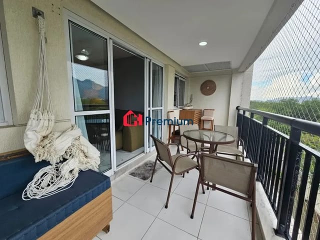 Apartamento 2 quartos e 2 banheiros, à venda, no bairro Barra da Tijuca em Rio de Janeiro