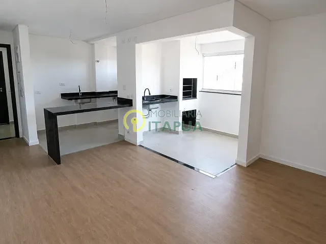 Apartamento com 89m² 3 quartos e 2 banheiros, à venda, no bairro San Izidro em Londrina