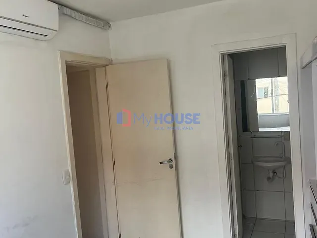 Apartamento 2 quartos e 2 banheiros, à venda ou para alugar, no bairro Nossa Senhora da Vitória em Ilhéus