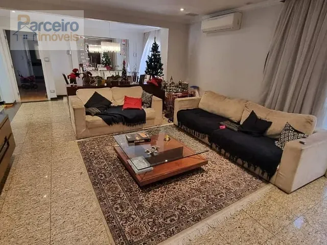Apartamento com 233m² 2 quartos e 3 banheiros, à venda, no bairro Vila Regente Feijó em São Paulo
