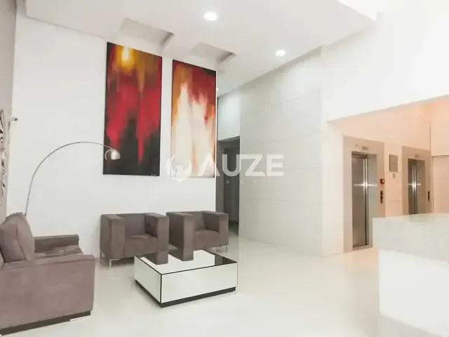 Studio com 49m² 1 quarto e 1 banheiro, à venda, no bairro Centro em Curitiba