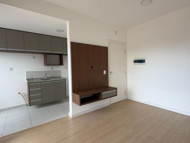 Apartamento com 60m² 2 quartos e 1 banheiro, para alugar, no bairro Vila Santa Maria em Americana