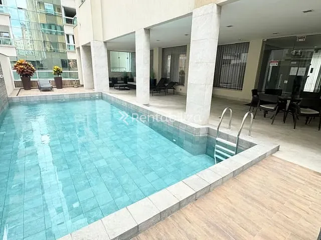 Apartamento com 161m² 3 quartos e 1 banheiro, à venda, no bairro Meia Praia em Itapema