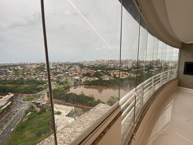 Foto do Apartamento - Apartamento à venda no Edifício Lac Royal, Gleba Palhano , 3 suítes, 163 m², andar alto, 2 vagas de garagem - Londrina - PR. | Grupo Mitral Imóveis