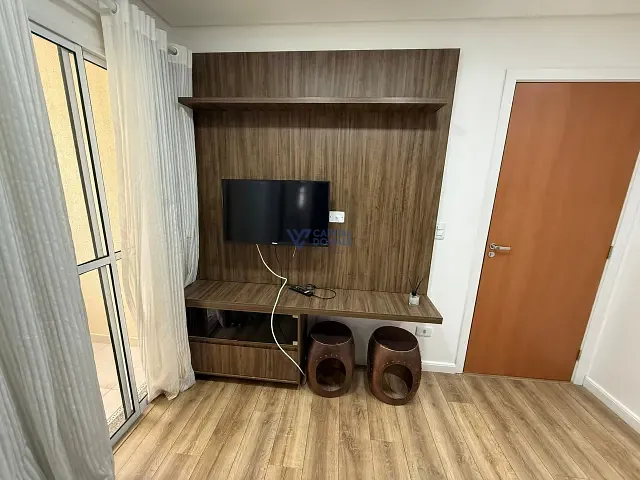 Apartamento 2 quartos e 1 banheiro, para alugar, no bairro Jardim Oriente em São José dos Campos