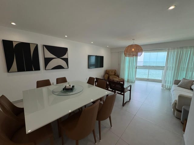 Apartamento 2 quartos e 3 banheiros, à venda, no bairro Cavaleiros em Macaé