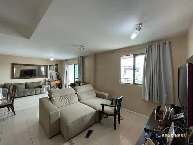 Apartamento 4 quartos e 3 banheiros, à venda, no bairro Centro em Campos dos Goytacazes