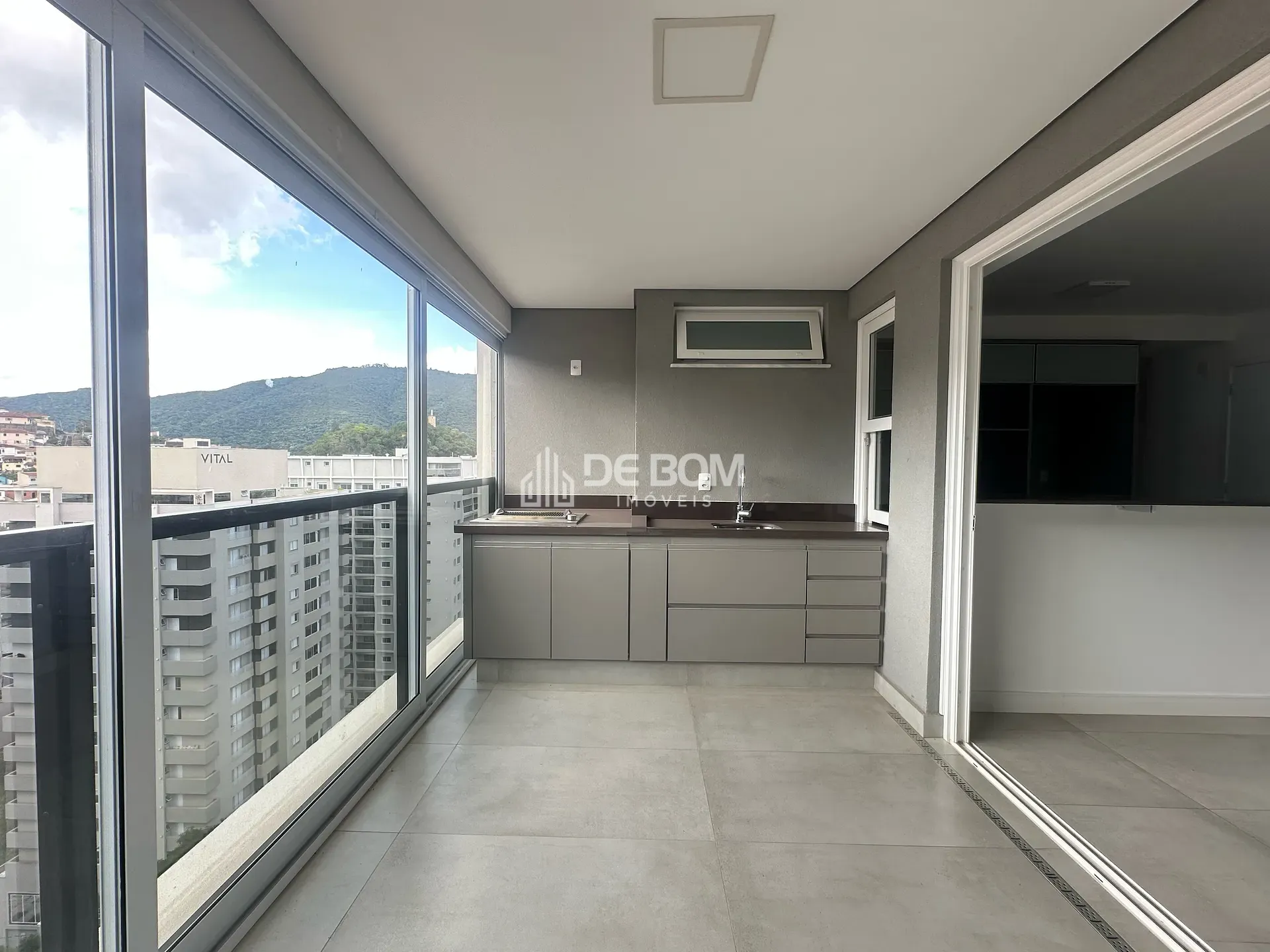 Apartamento, 3 quartos, 125 m² - Foto 2