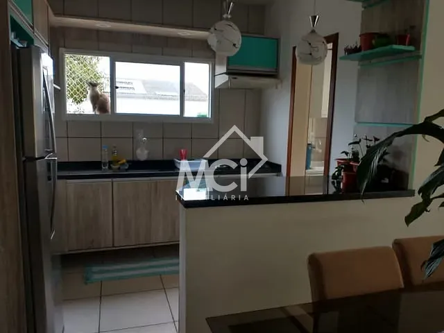 Apartamento 2 quartos e 1 banheiro, à venda, no bairro Três Vendas em Pelotas