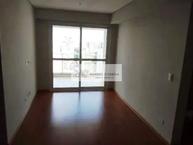 Apartamento 3 quartos e 2 banheiros, à venda, no bairro Centro em Londrina