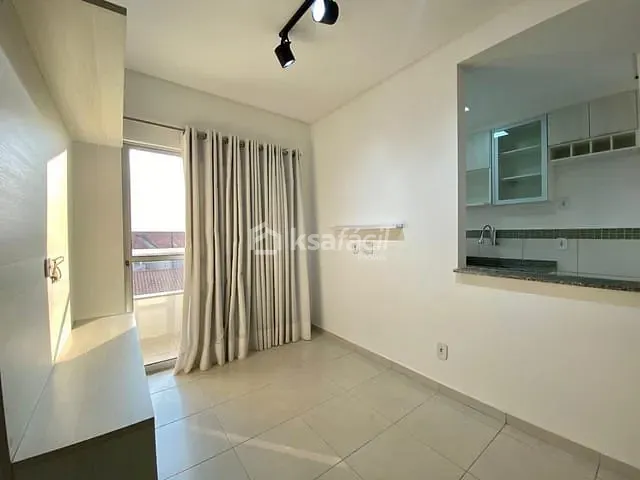 Apartamento 2 quartos e 1 banheiro, à venda, no bairro Tiradentes em Campo Grande