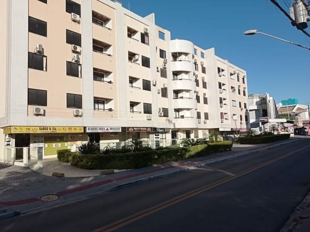 Apartamento 2 quartos e 1 banheiro, para alugar, no bairro Ingleses do Rio Vermelho em Florianópolis