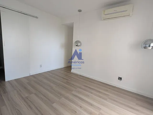 Apartamento 3 quartos e 2 banheiros, à venda, no bairro Recreio dos Bandeirantes em Rio de Janeiro