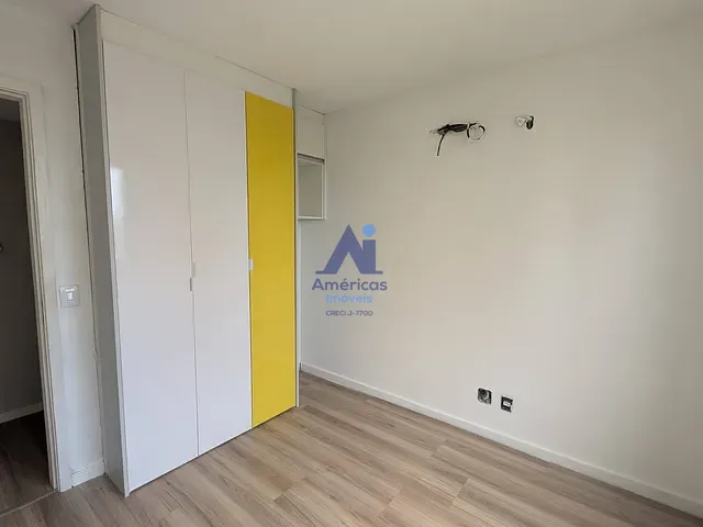 Apartamento 3 quartos e 2 banheiros, à venda, no bairro Recreio dos Bandeirantes em Rio de Janeiro