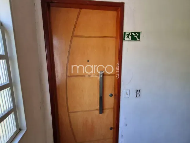 Apartamento 2 quartos e 1 banheiro, para alugar, no bairro Jardim América em Goiânia