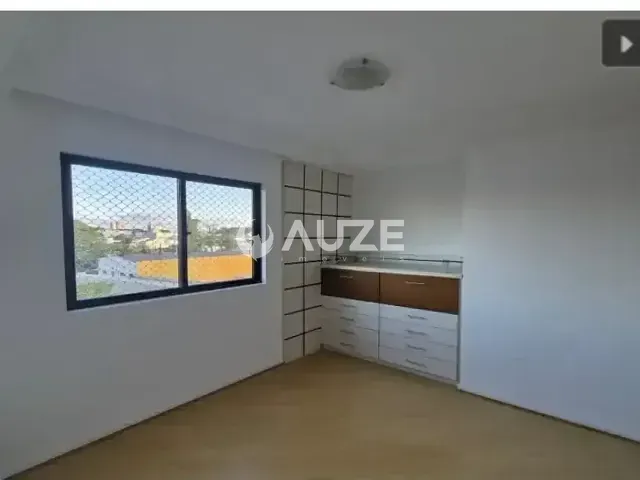 Apartamento com 156m² 3 quartos e 2 banheiros, à venda, no bairro Cidade Jardim em São José dos Pinhais