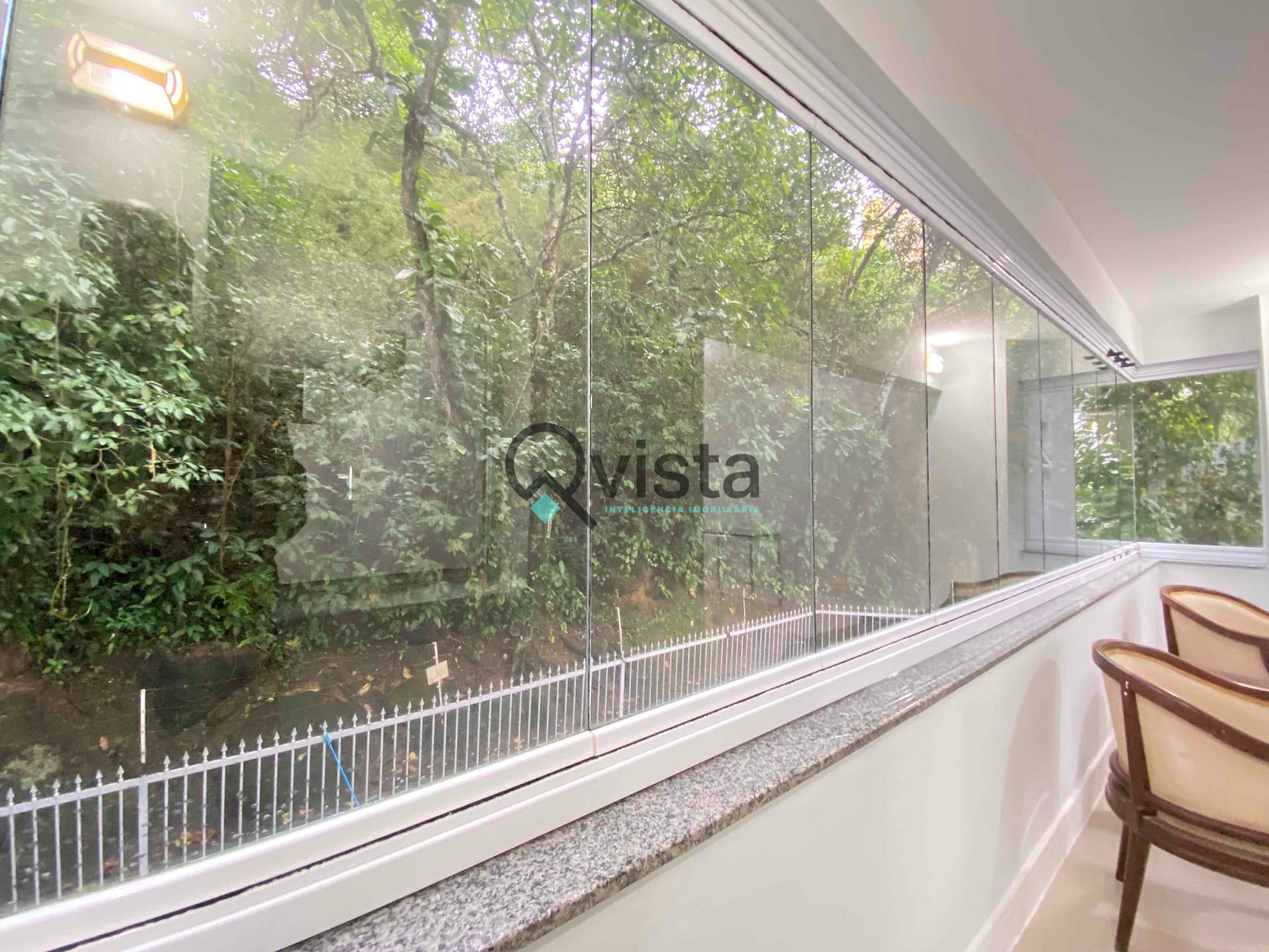 Apartamento à venda com 2 quartos, 104m² - Foto 11