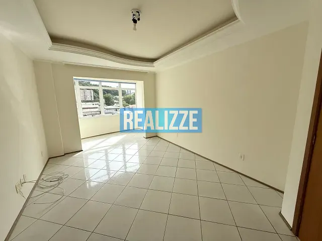 Apartamento 2 quartos e 1 banheiro, para alugar, no bairro Centro em Marau