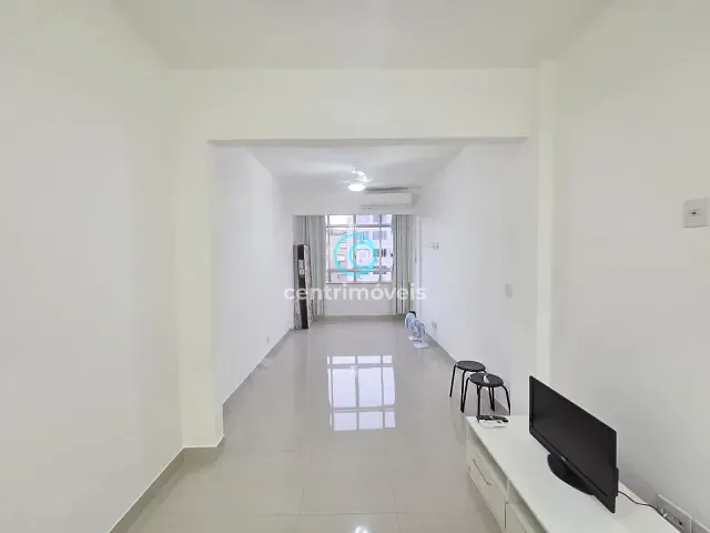 Apartamento com 38m² 1 quarto e 1 banheiro, para alugar, no bairro Copacabana em Rio de Janeiro