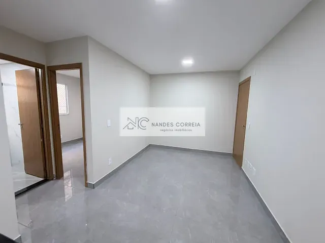 Apartamento 2 quartos e 1 banheiro, à venda, no bairro Cidade Industrial 2 em Londrina